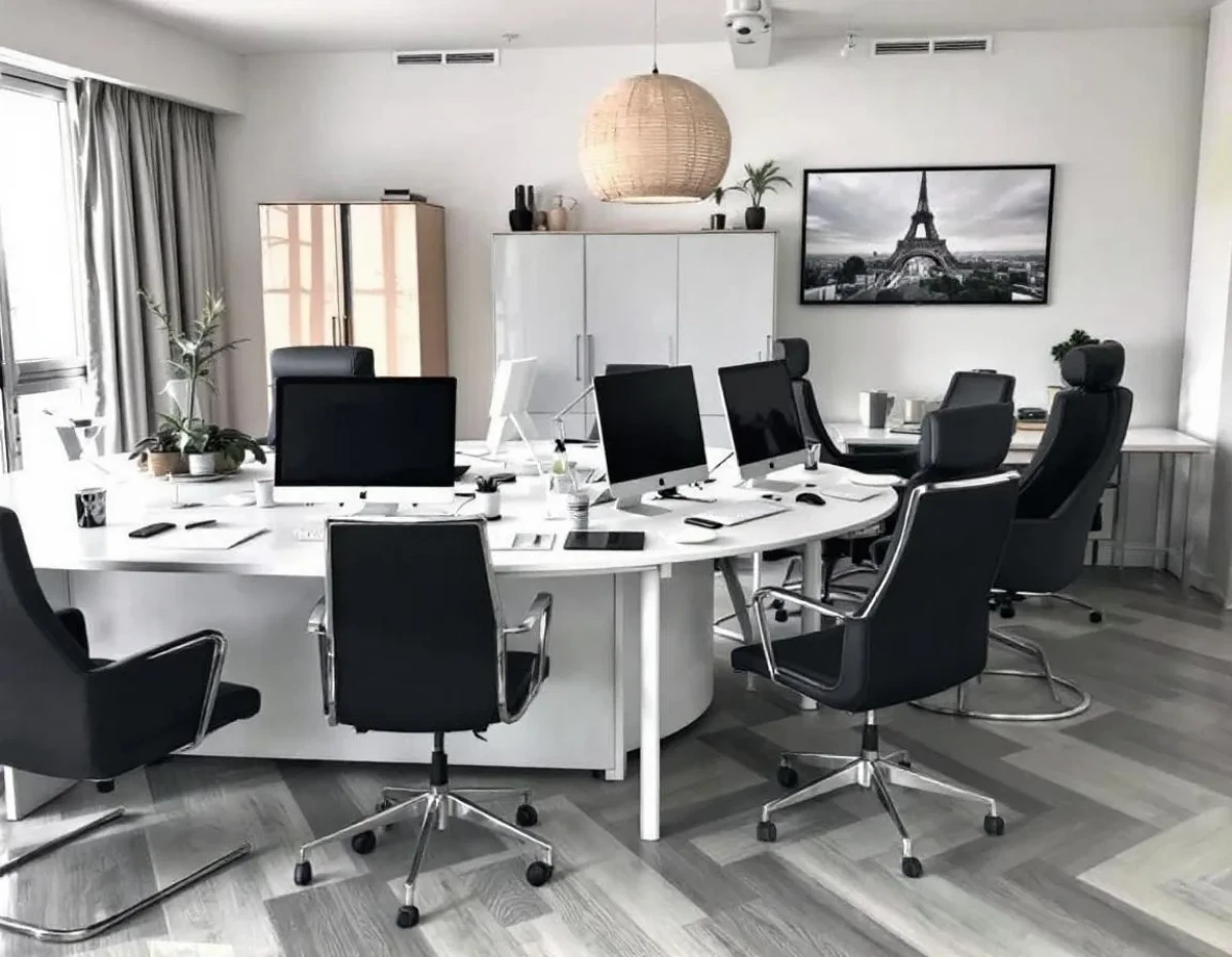 Comment choisir le meilleur bureau à louer à Nantes : Guide des critères essentiels